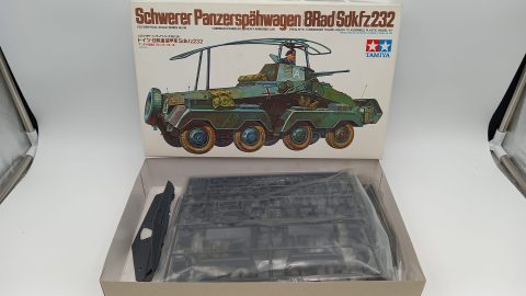 Tamiya Schwerer Panzerspahwagen SDKFZ 232 1/35
