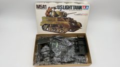 Tamiya M5A1 Light Tank 1/35 - scala 1:35
