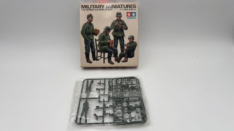 Tamiya German Soldiers at rest 1/35