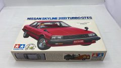 Nissan Skyline 2000 Turbo GTES 1/24 kit di montaggio - scala 1:24