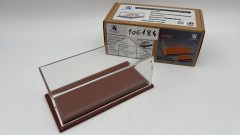Atlantic teca per modelli 1/43 con base in similpelle marrone chiaro, dimensioni INTERNE 17x8x7 cm - scala 1:43