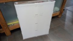 Teca completa in plexiglass per modelli 1/43, misure ESTERNE 57X10X75 cm altezza, misure ripiani 56,5x8 cm, altezza tra i ripiani 18cm, già predisposta per essere appesa con apertura sia verso destra che sinistra, con retro a specchio - foto 5