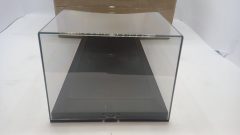 Show case base nera con fermi, misure interne 30,3x15,3x9,3 cm, base di appoggio interna 26,5x12 cm, per modelli fino a 1/18 - foto 5