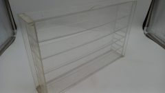 Vetrina/teca showcase in plexiglass per modelli 1/43, misure esterne 39x7x25 cm altezza, base appoggio modelli 36x6 cm, pian?