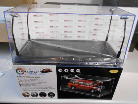 Vetrina con faretti con base nera 1/18, misure interne 35 x 15 x 14 cm, con presa usb o alimentazione a batteria