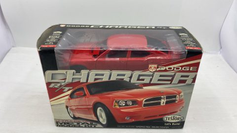 Testors Dodge Charger R/T 1/25 kit di montaggio