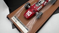 Tecnomodel Ferrari 312 F1 1966 Nurburgring GP 1/18, Mike Parkes - foto 4