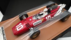 Tecnomodel Ferrari 312 F1 1966 Nurburgring GP 1/18, Mike Parkes - foto 7