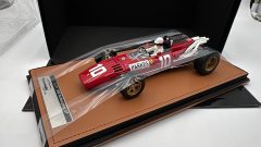Tecnomodel Ferrari 312 F1 1966 Nurburgring GP 1/18, Mike Parkes - scala 1:18