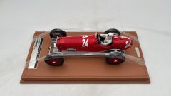 Tecnomodel Alfa Romeo P3 Tipo B Tazio Nuvolari Monza GP 1932 1/18, lim. ed. N.25 of 50 pcs - foto 3