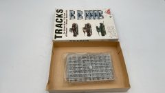 Tom Tracks for Vickers 6 ton, 7 TP, T-26 1/35 kit di montaggio cingoli - scala 1:35