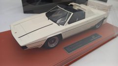 Top Marques Ferrari 308 GT Bertone Rainbow 1976 1/18 - scala 1:18