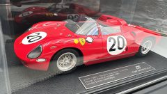 Top Marques Ferrari 275 P 1964 1/18, Winner 24H Le mans 1964 - foto 7