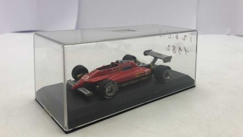 Ferrari 126 C2 1982 1/43 in teca, senza scatola originale