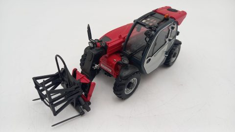Universal Hobbies MANITOU MLT 625-75H 1/32, in ottime condizioni, senza scatola originale