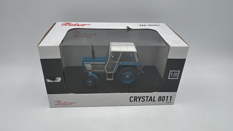 Universal Hobbies Zetor Crystal 8011 2WD 1/32