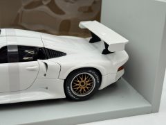 UT Models Porsche 911 GT 1 1996 1/18 Confezione Lievemente usurata - foto 6