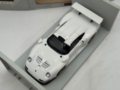 UT Models Porsche 911 GT 1 1996 1/18 Confezione Lievemente usurata - foto 4
