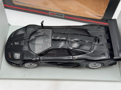 UT Models McLaren F1 GTR Road Car 1997 1/18 Scatola Lievemente Usurata - foto 6