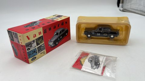Vanguards Rover P4 Round The world rally 1/43