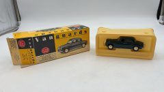 Vanguards Rover P4 Green 1/43 - scala 1:43