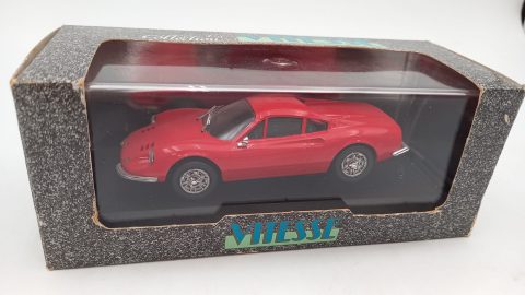 Vitesse Ferrari Dino 1968 1/43, confezione lievemente usurata