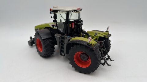 Weise Toys trattore Claas Xerion 4000 1/32, senza scatola originale