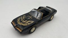 Pontiac Firebird 1977 1/24 senza scatola originale, manca specchio destro - scala 1:24