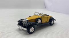 Welly Rolls Royce 1931 1/43, manca un fanale, segni di usura, senza scatola originale - scala 1:43
