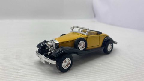 Welly Rolls Royce 1931 1/43, manca un fanale, segni di usura, senza scatola originale