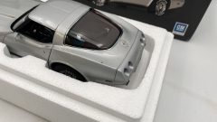 Autoart Chevrolet Corvette 1978 1/18 Scatola lievemente usurata - foto 5