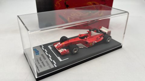 BBR Ferrari F-2003 GA Press Version 7 February 2003 1/43, piccolo difetto sulla teca