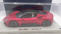 BBR Maserati MC20 2020 rosso vincente 1/18, lim. ed. 150 pz - foto 4