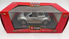 Bburago Volkswagen New Beetle Cabriolet 1/24, modello perfetto, scatola lievemente usurata - foto 3