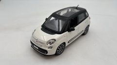 Bburago Fiat 500L 1/24 senza scatola originale - foto 1