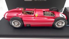 GP Replicas Ferrari D50 winner British GP 1956 1/12 - foto 6