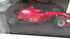 GP Replicas Ferrari F2001 M. Schumacher winner Moncaco GP 2001 1/18 - foto 4