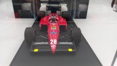 GP Replicas Ferrari F1-87 G. Berger winner Japan GP 1987 1/18 - foto 2