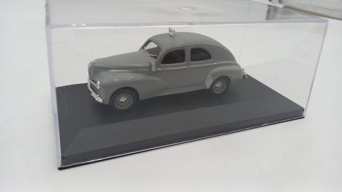 Peugeot 203 Taxi Lyon 1955 1/43, senza scatola originale