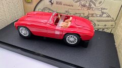 Hot Wheels Ferrari 166 MM Barchetta 1/18, Scatola Lievemente usurata, Segni lievi di colla sulla carrozzeria di facile rimozione. - foto 4