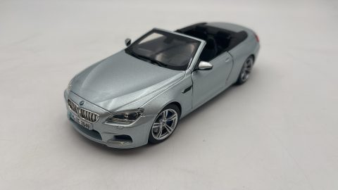 BMW M3 1/24 senza scatola originale