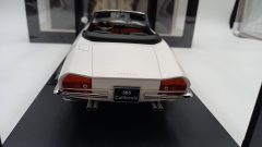 KK Scale Ferrari 365 California Spyder 1966 1/18 - foto 4