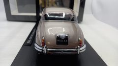 KK Scale Jaguar MK II 3.8 LHD 1959 1/18 - foto 5