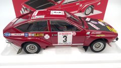 Laudoracing Alfa Romeo Alfetta Gr.2 Autodelta rally Tour de Corse 1975 1/18 - foto 4