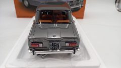 Laudoracing Alfa Romeo Giulia Super 1969 1/18 - foto 4