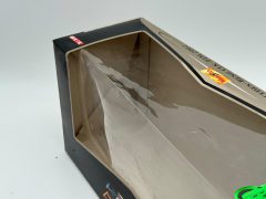 Maisto Mercedes-Benz CLK AMG Vodafone 2002 1/18, Scatola Molto rovinata - foto 8