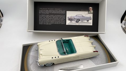 Minichamps Buick Wildcat concept I 1953 1/18