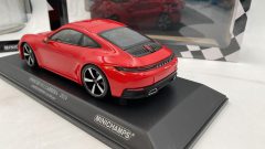Minichamps Porsche 911 Carrera 2024 1/18 - foto 3