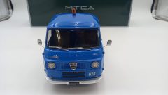 Mitica carro attrezzi Alfa Romeo A12 (F12) prima serie assistenza clienti Alfa 1967 1/18 - foto 2
