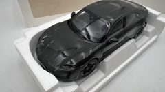 Norev Porsche Taycan Turbo S 2024 1/18 - foto 6